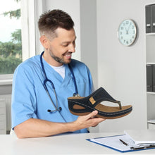 Lade das Bild in den Galerie-Viewer, VivaKomfort - ergonomische & rutschfeste Sandalen zur Schmerzlinderung