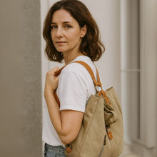 Lade das Bild in den Galerie-Viewer, 3-1 Multifunktionaltasche
